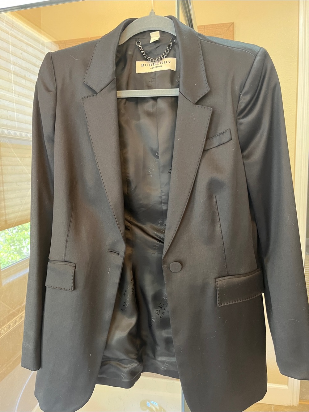 Burberry Black Single-Button Blazer with Notch Lapels